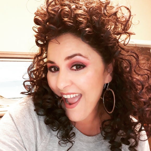 Meet your Posh Ambassador, MacKenzie! - Picture 3 of 15